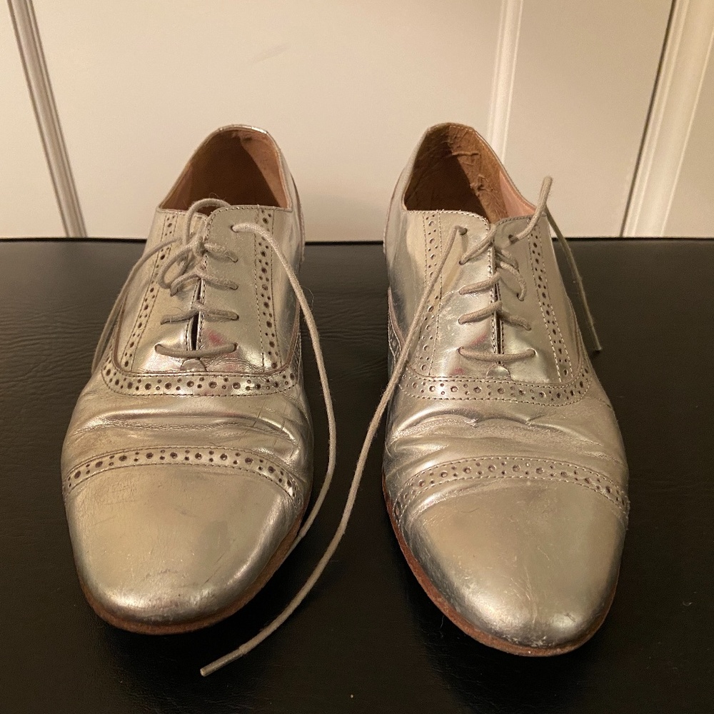 J Crew Silver Metallic Wingtip Oxford Shoes size 8